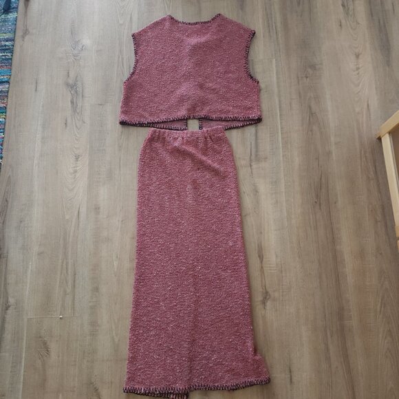 Melani Boucle Midi Skirt and Tie Front Tank Set - Picture 5 of 9